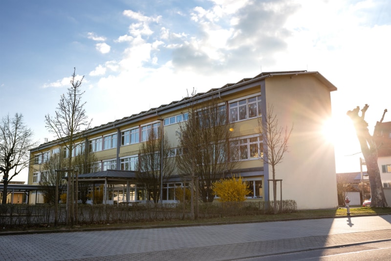 Außenansicht Schulgebäude